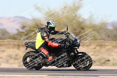 media/Dec-04-2025-Racers Edge (Thu) [[5ebc9f124d]]/3-B Group/5-Session 2 Turn 2 inside Speed Pans/